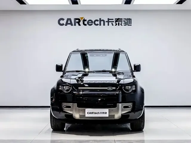 Land Rover Defender 2023 Facelift 110 3.0T P400 X-DYNAMIC HSE