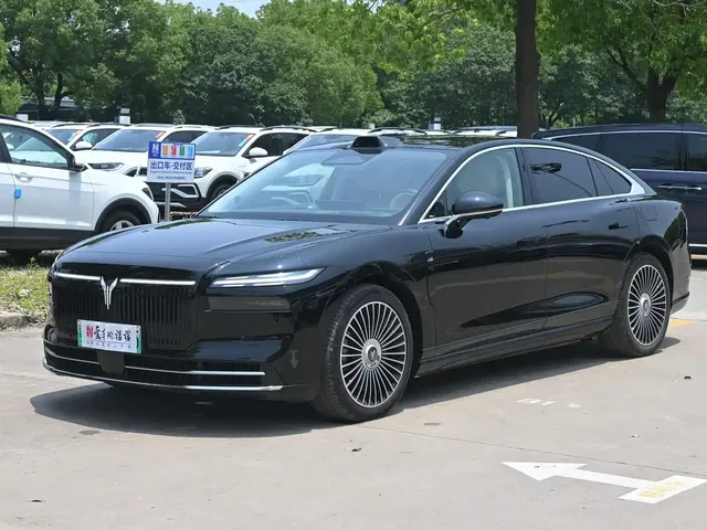 Voyah Auto VOYAH Zhuiguang L 2025 Mid-configuration Model