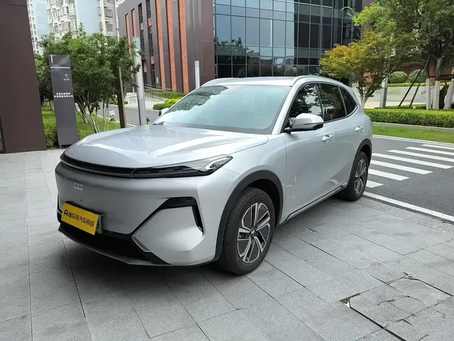 Geely Galaxy Starship 7 EM-i 2025 Model 55km Voyage Edition
