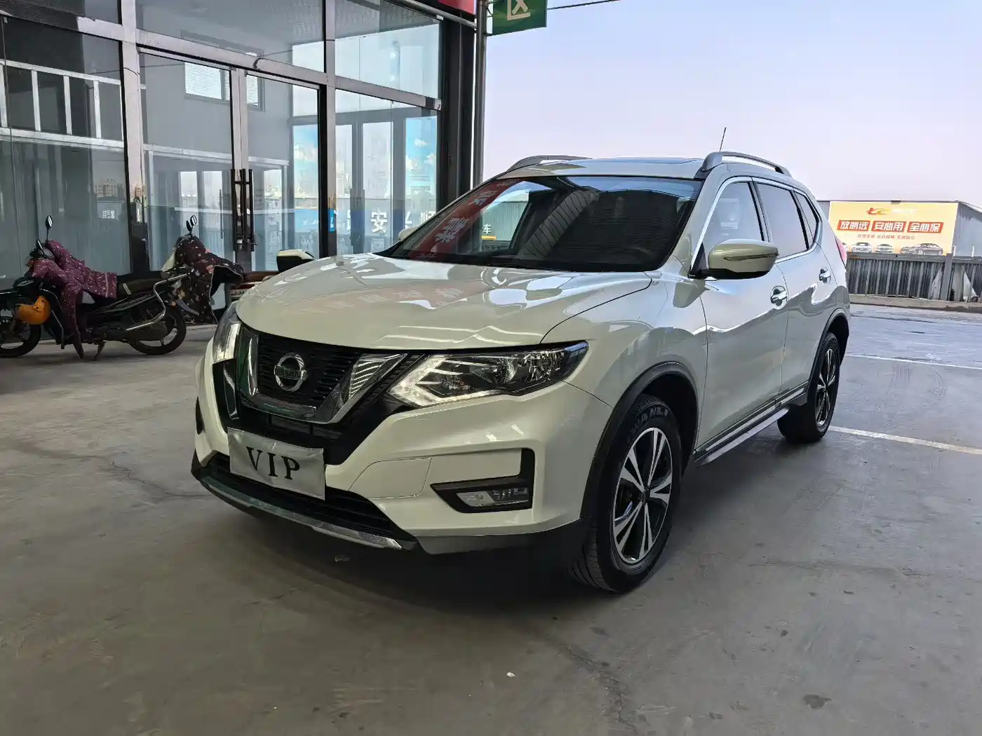 Nissan X-Trail 2020 2.5L XL CVT 4WD Smart Connect Leading Edition