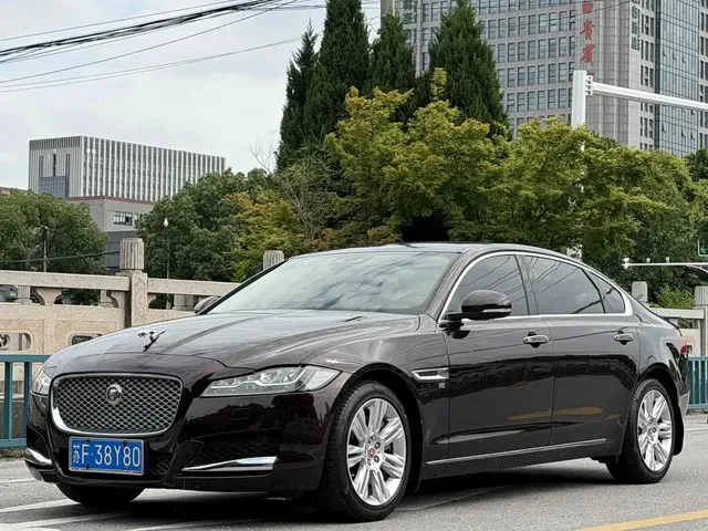 Jaguar XFL 2018 XFL 3.0 SC 340PS Luxury Edition