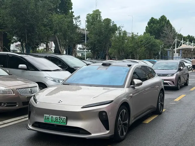 NIO ET5T 2024 75kWh Touring