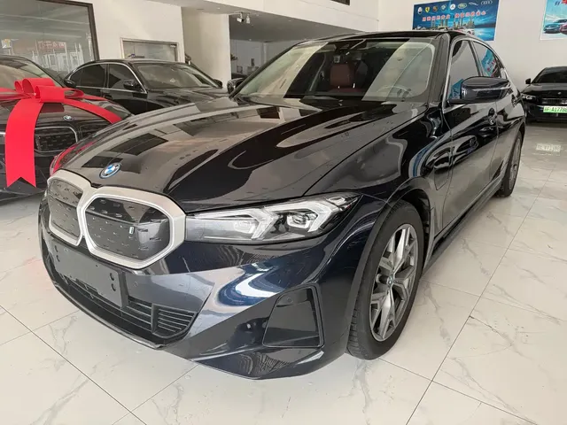 BMW i3 2024 eDrive 35 L