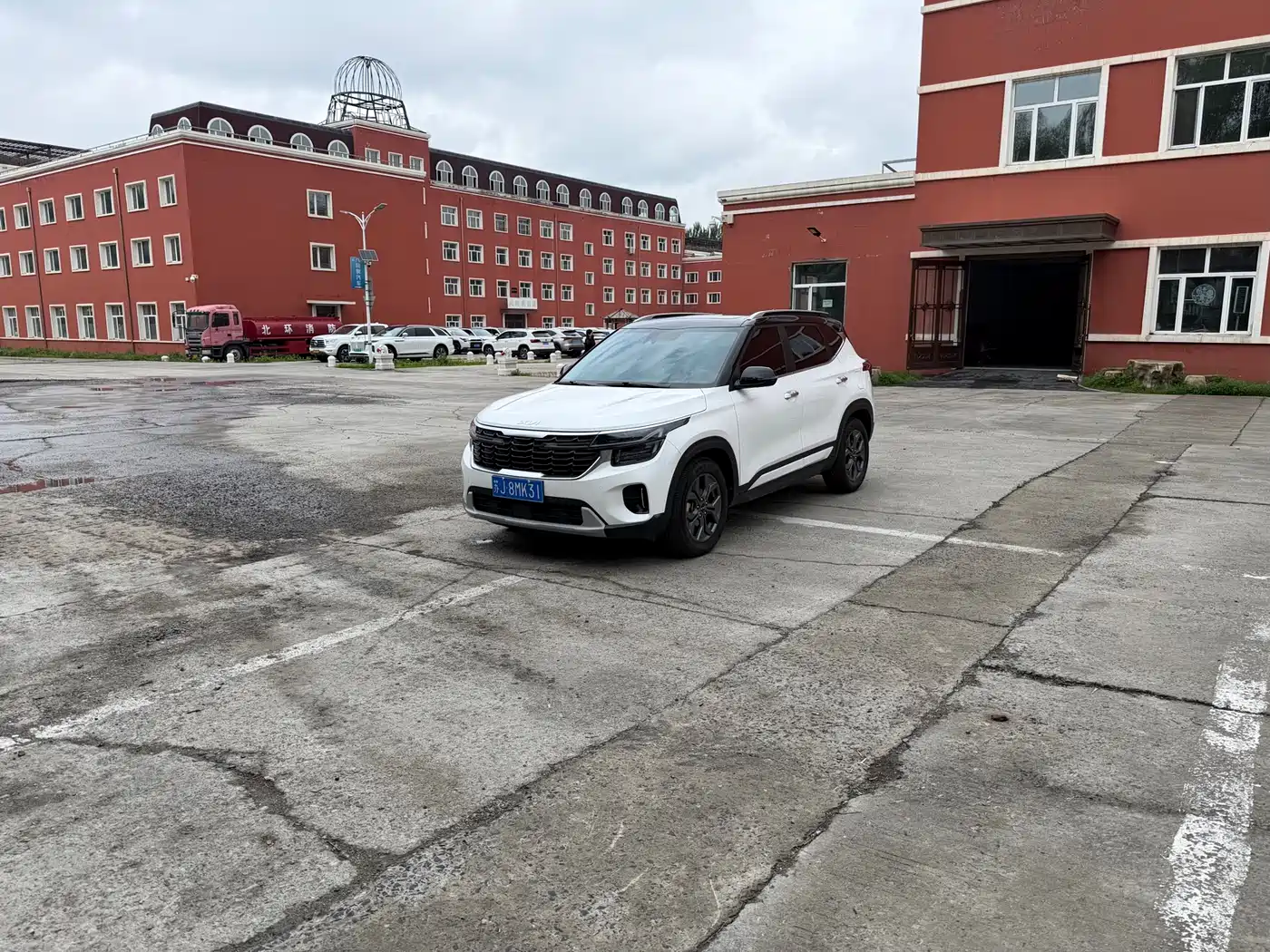 Kia Seltos 2023 1.5L CVT Luxury Edition