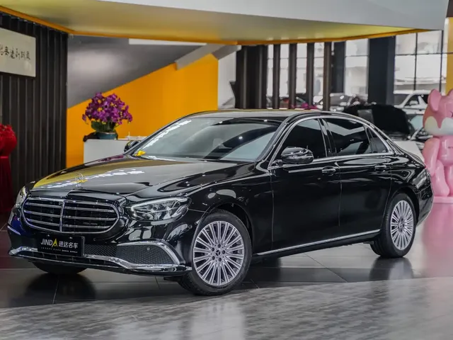 Mercedes-Benz E-Class 2023 Facelift E 300 L Luxury