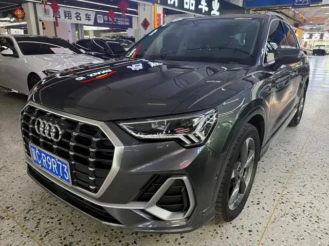 Audi Q3 2022 35 TFSI Fashion Dynamic
