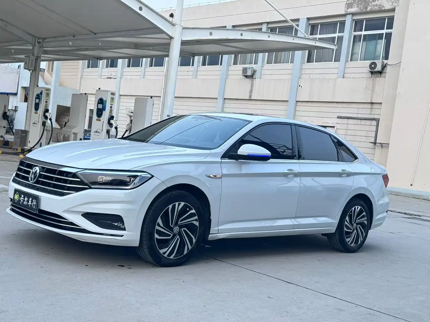 Volkswagen Sagitar 2021 200TSI DSG Surpassing Edition