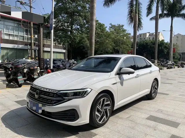 Volkswagen Sagitar 2023 Model Year 200TSI DSG Surpass Edition