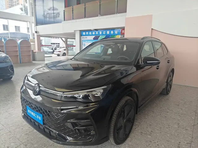 Volkswagen Tiguan L 2024 PRO 380TSI 4WD R-Line Premium Edition