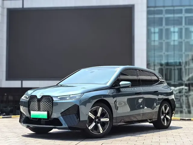 BMW iX 2022 xDrive40