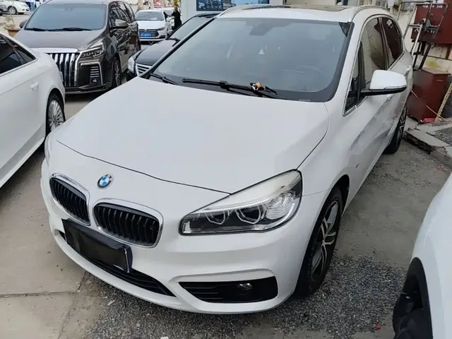 BMW 2 Series Touring 2016 218i Sport Design Package