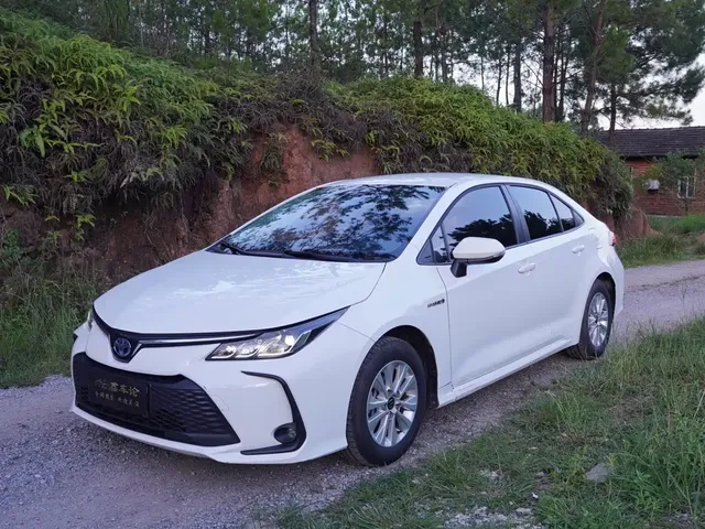 Toyota Corolla 2023 1.8L Smart Hybrid Dual Engine Pioneer Edition
