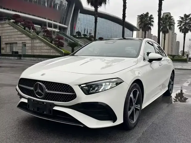 Mercedes-Benz A-Class 2023 A 200 L Fashion