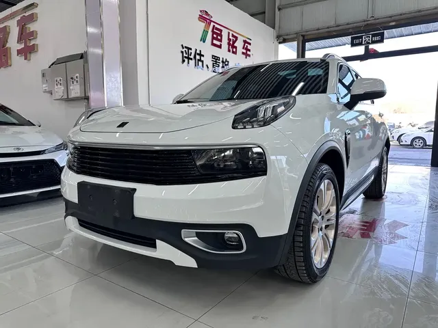 Lynk & Co 01 2017 2.0T 2WD Pro Version