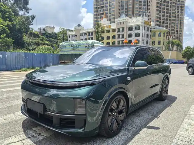 Li Auto Li L8 2023 Pro