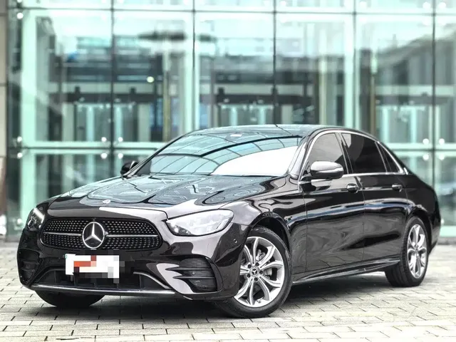 Mercedes-Benz E-Class 2022 Second Facelift E 300 L Sport Fashion