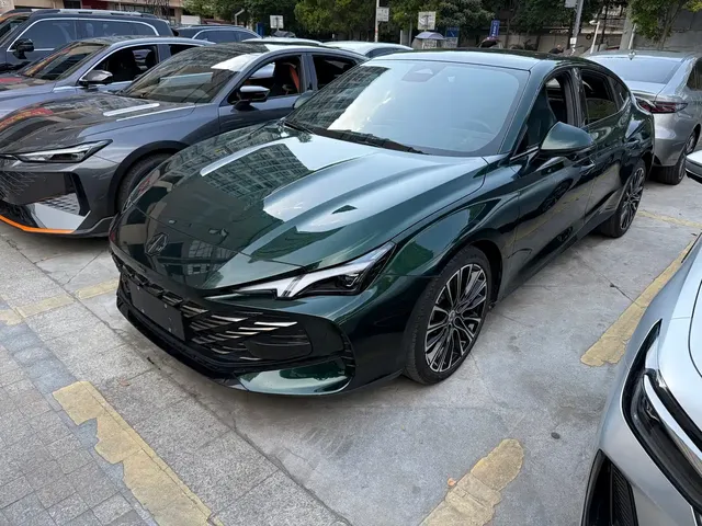 MG 7 2023 2.0T Automatic Hunting Beauty Luxury Edition