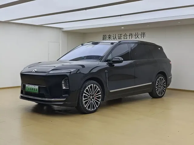 NIO ES8 2025 Base Model