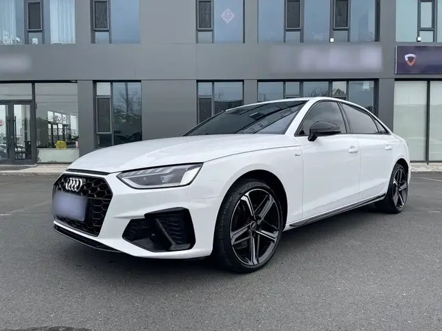 Audi A4L 2025 2 Million Celebration Edition 40 TFSI Luxury Dynamic