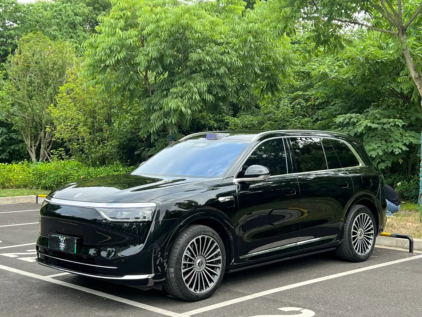 AITO Wenjie AITO M8 2025 Range Extender Max+ Edition 53.4kWh 5-seater