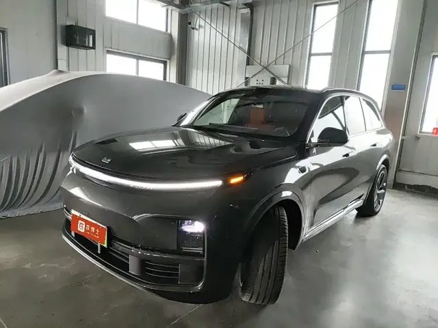 Li Auto Li L8 2025 Ultra Smart Renewal Edition