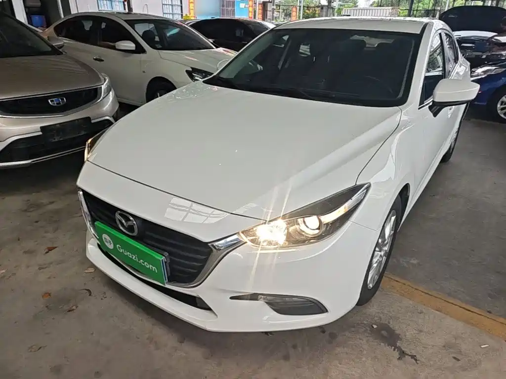 Mazda 3 Axela 2019 Cloud Control Edition Sedan 1.5L Auto Comfort China VI