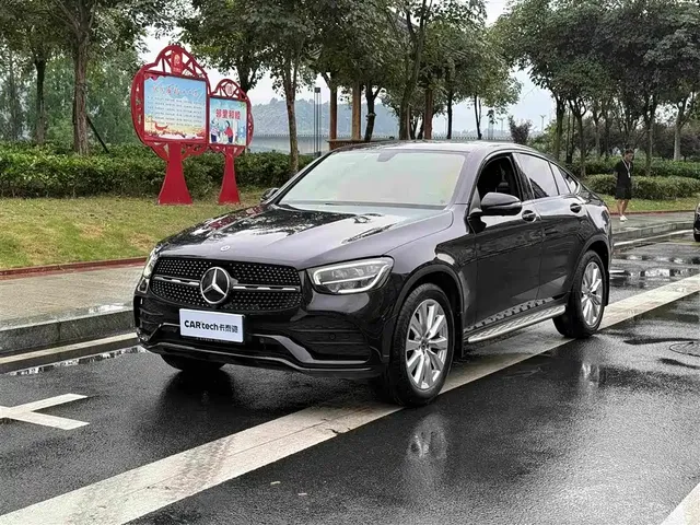 Mercedes-Benz GLC Coupe 2020 GLC 260 4MATIC Coupe SUV