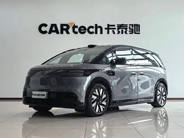 ZEEKR MIX 2025 Smart Driving Edition