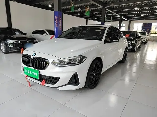 BMW 1 Series 2021 125i M Sport Black Night Edition