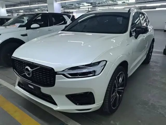 Volvo XC60 Plug-in Hybrid 2021 T8 E-Drive Hybrid Inscription Sport