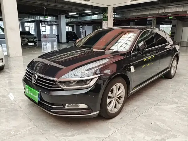 Volkswagen Magotan 2018 Facelift 330TSI DSG Luxury