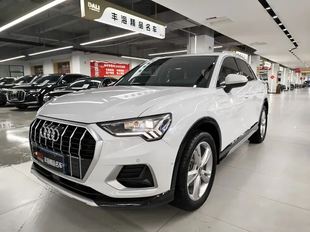 Audi Q3 2021 35 TFSI Fashion Sport