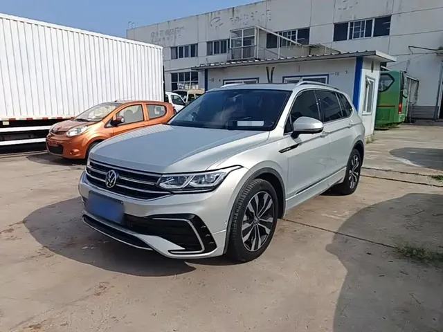 Volkswagen Tiguan L 2022 330TSI Automatic 2WD R-Line Flagship Edition