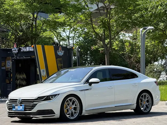 Volkswagen FAW-Volkswagen CC 2020 330TSI Glamour Version China VI