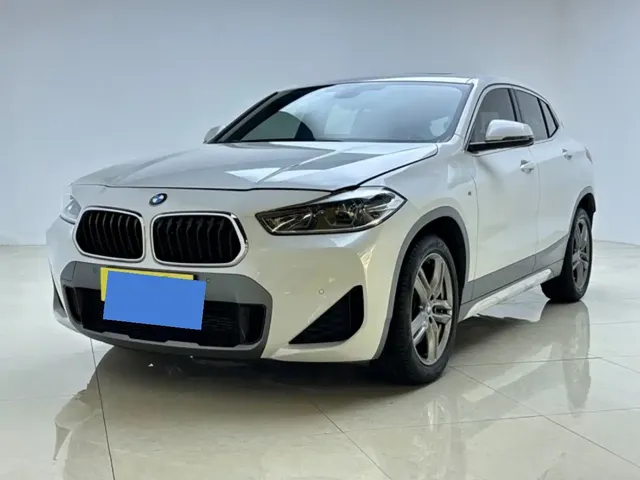 BMW X2 2021 sDrive25i Leading M Off-Road Package