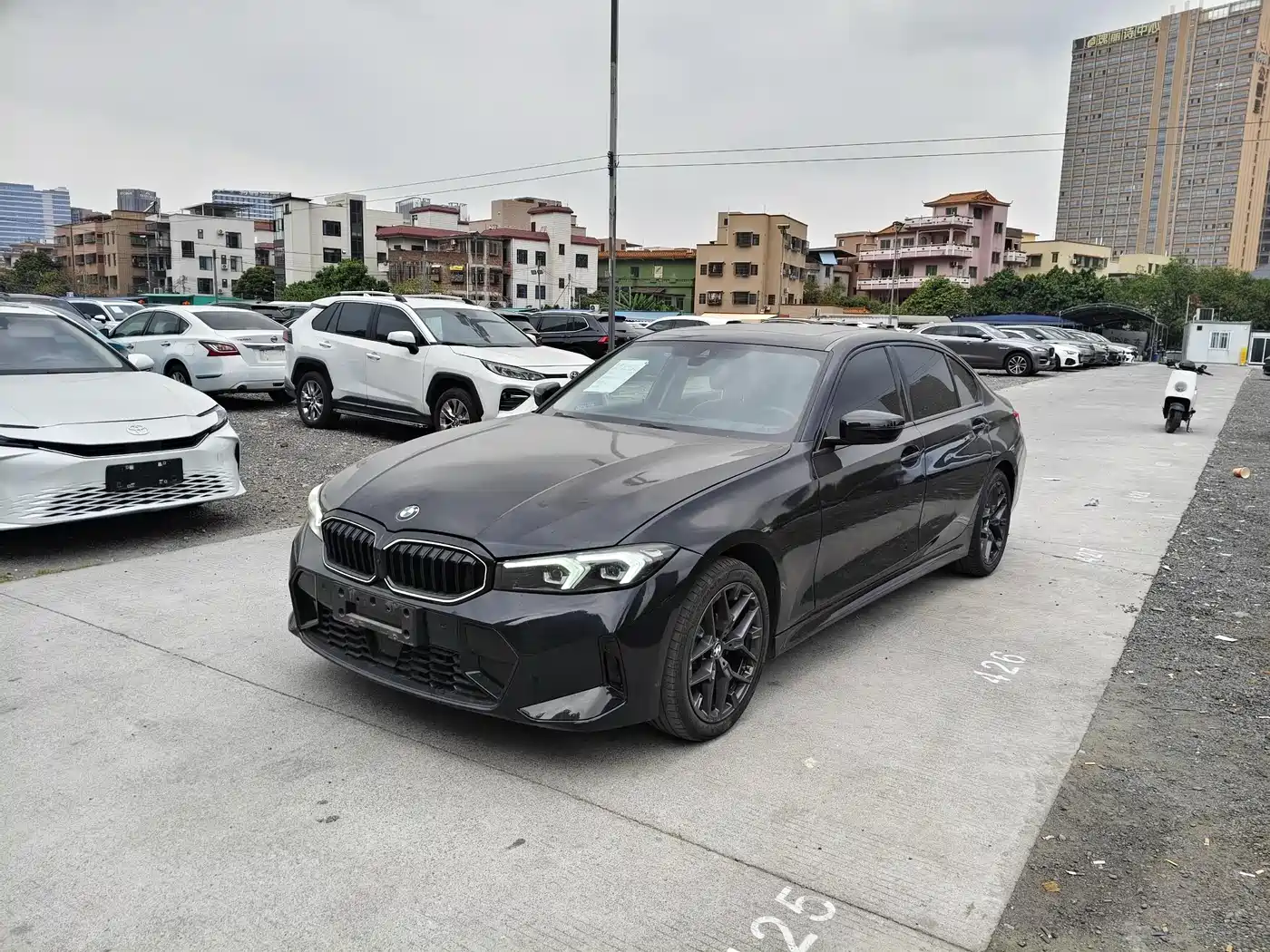 BMW 3 Series 2025 330Li M Sport Night Edition