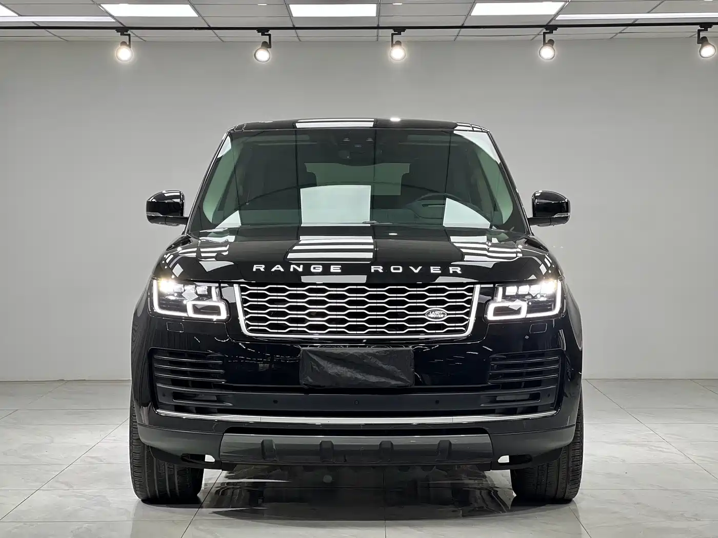 Land Rover Range Rover 2021 3.0 L6 Heritage Extended Classic Edition