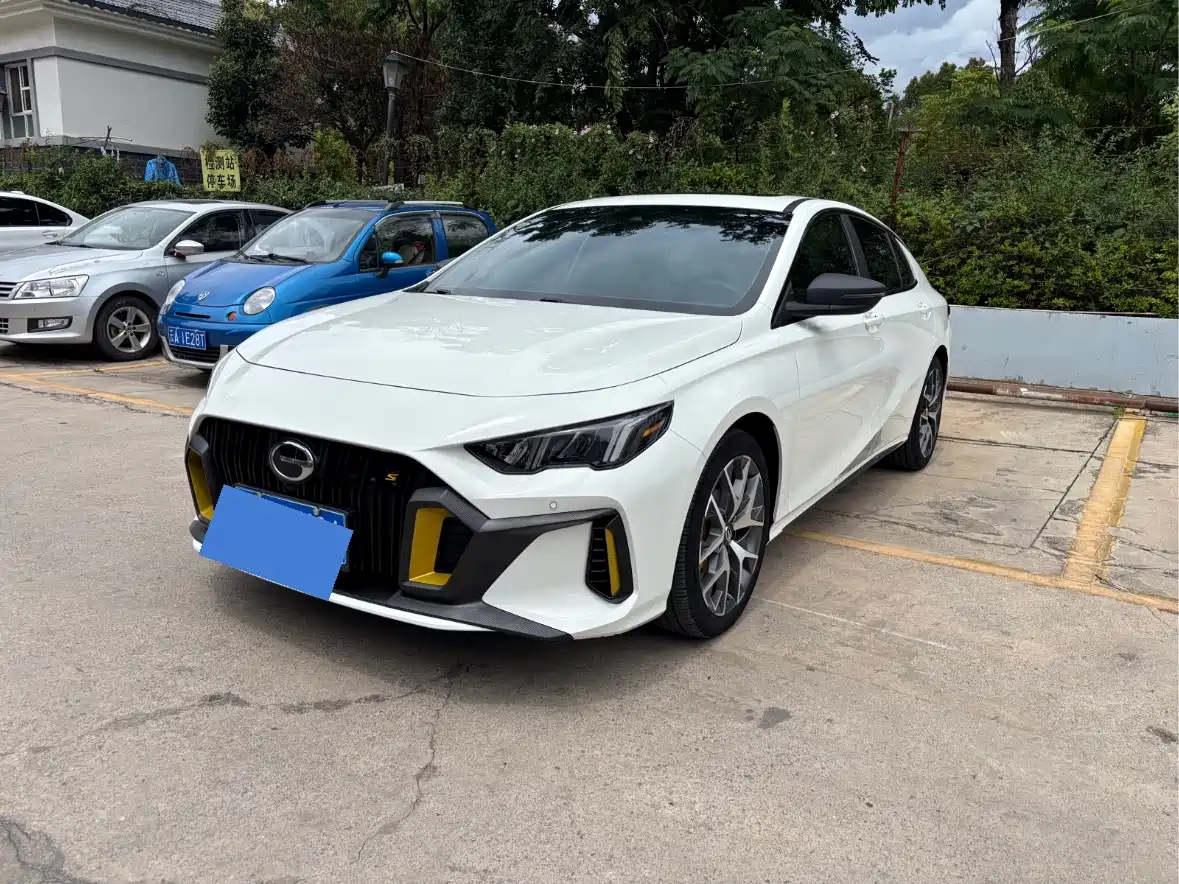 GAC Trumpchi Emkoo 2021 270T DCT J15 Edition