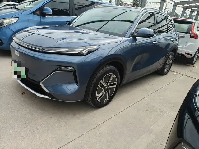 Geely Galaxy Starship 7 EM-i 2025 Model 120km Explorer+ Edition