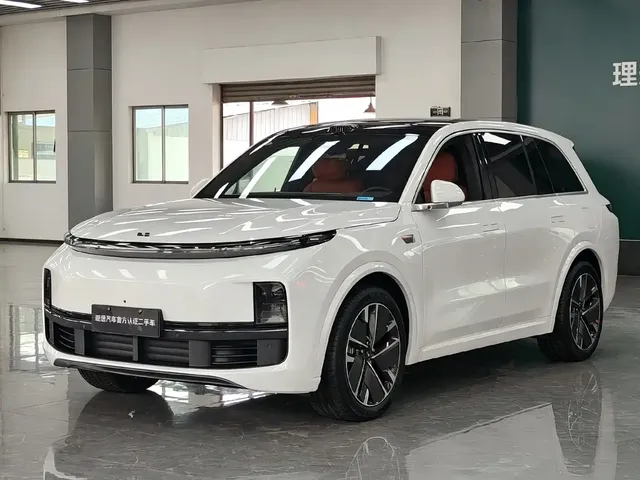 Li Auto Li L8 2025 Ultra Smart Renewal Edition
