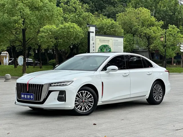 Hongqi H5 2023 2.0T Auto Smart Connect Flag Enjoy