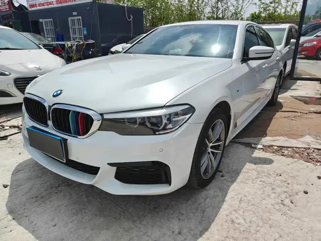 BMW 5 Series 2020 525Li M Sport Package