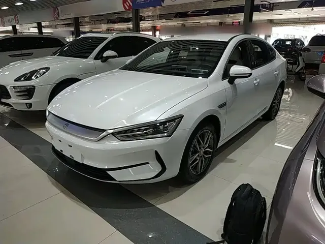 BYD Qin PLUS 2023 Champion Edition EV 420KM Leading Type