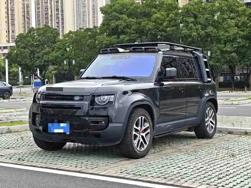 Land Rover Defender 2021 110 P400 Dark Special Edition