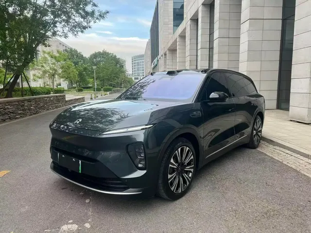 NIO ES8 2024 75kWh