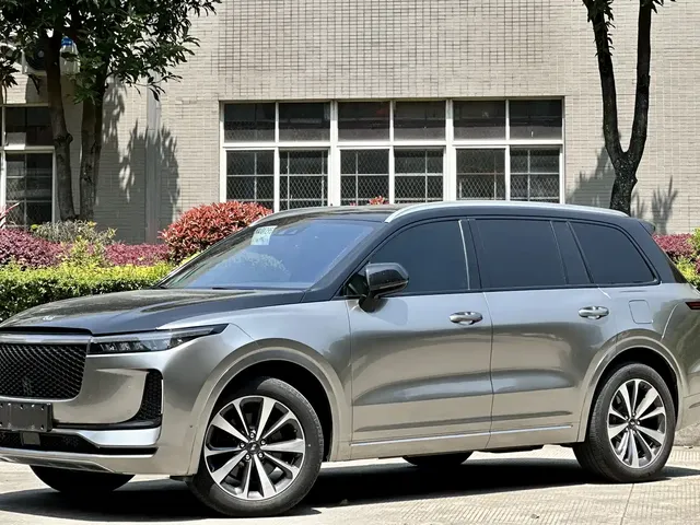 Li Auto Li ONE 2020 Extended Range 6-seater