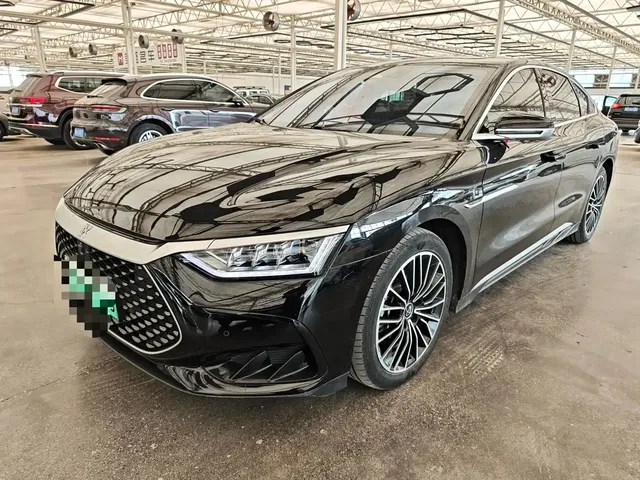 BYD Han 2022 DM-i 121KM Prestige