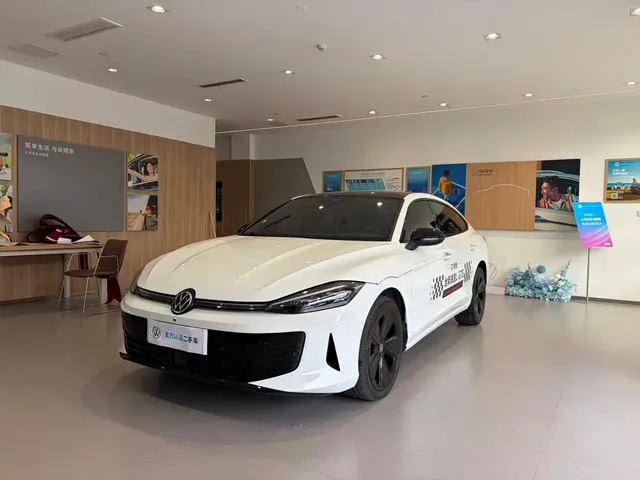 Volkswagen Lamando 2025 Lamando L 2.0T Base