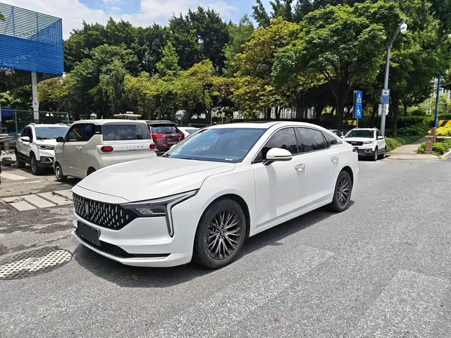 Besturn B70 2022 3rd Gen 1.5T Auto Premium Edition