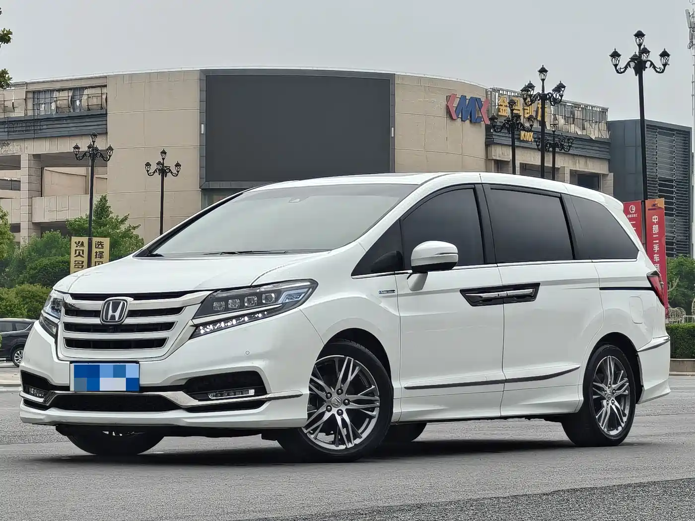 Honda Elysion 2019 2.0L Hybrid Supreme Edition